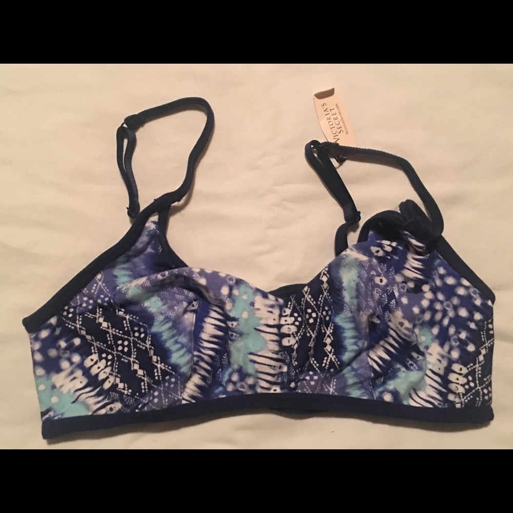 VS NWT blue and white design bralette size M.